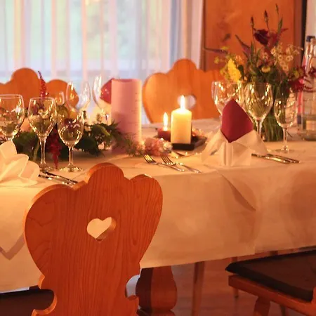 Berghotel&chalets Adersberg 3*