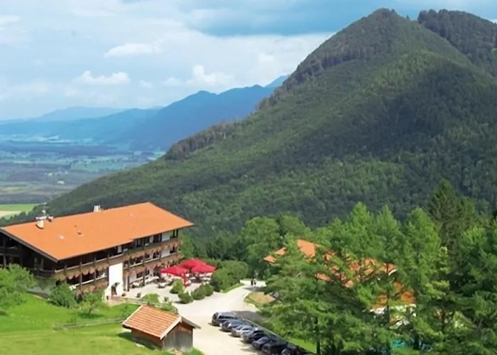 Hotel & Adersberg Chiemgau Card Kostenfrei 3*
